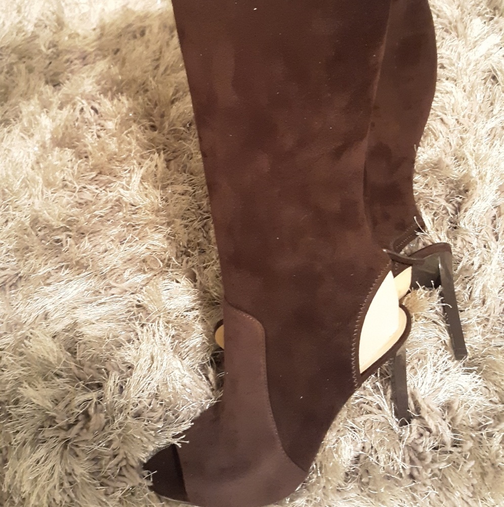 Brown Ninewest peeptoe boots